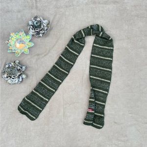 BONGO Green Knitted Glitter Strands Women Girls Scarf - 62 x 6 in